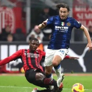 一场该输却没输的德比 米兰捍卫不败金身挺好